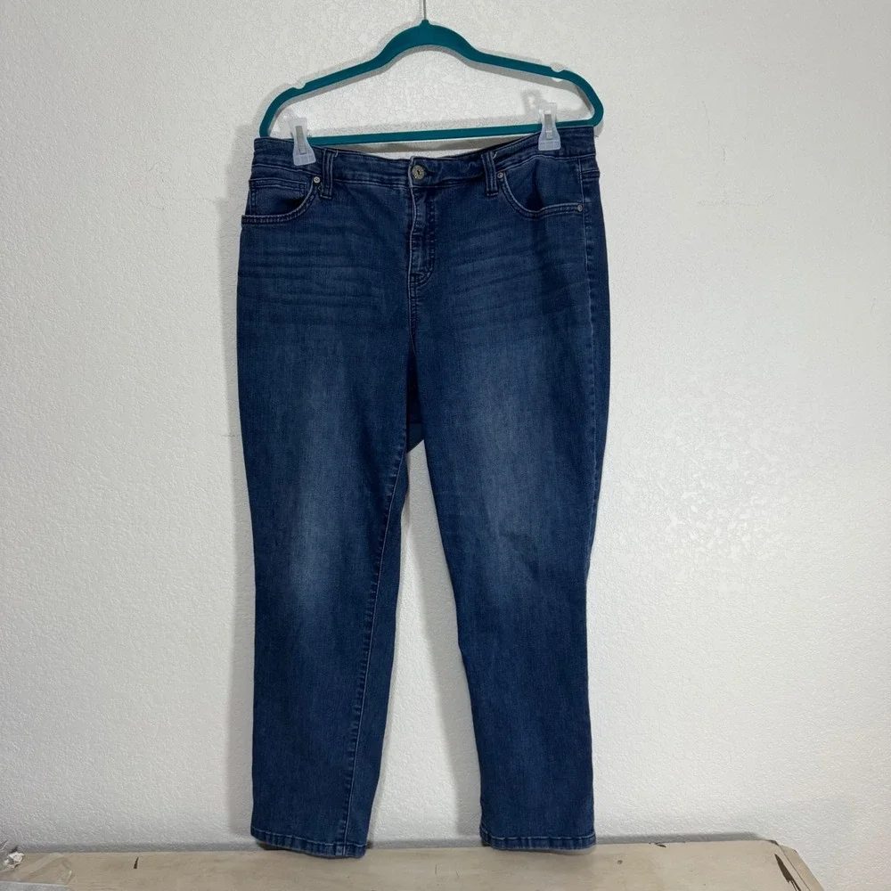 Style & Co Curvy‎ Girlfriend Mid Rise Dark Wash Denim Jeans Women's Size 18